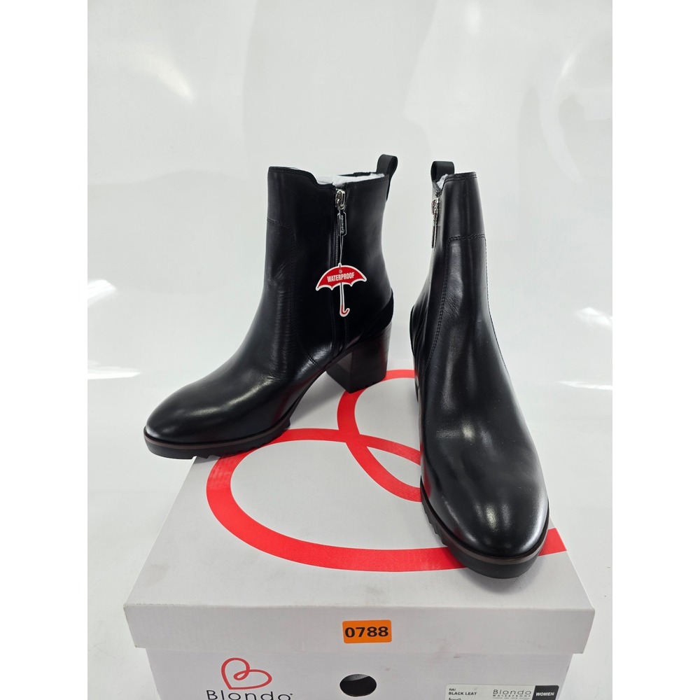 Blondo Rai Waterproof Women 10 Black Leather Ankle Bootie Block Heel - NEW